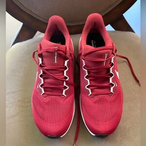 Men's Red Athletic Shoes